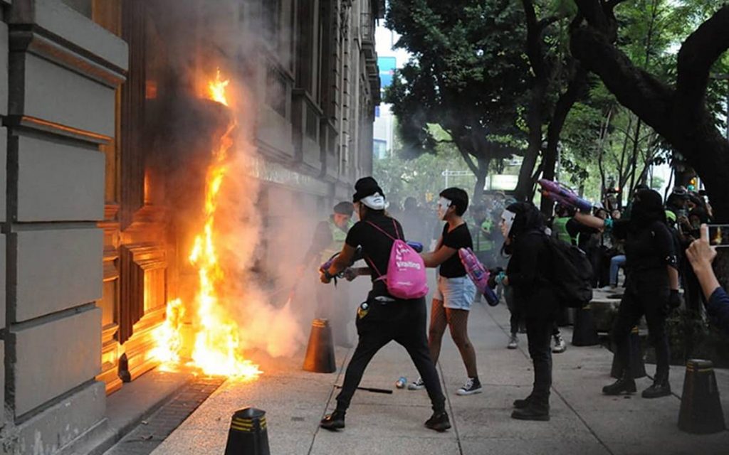 2025 es el año con más marchas en la historia de la CDMX, con pérdidas millonarias récord: CANACO